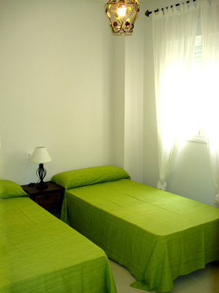 Algarrobo Apartment, Algarrobo Costa - Twin Bedroom