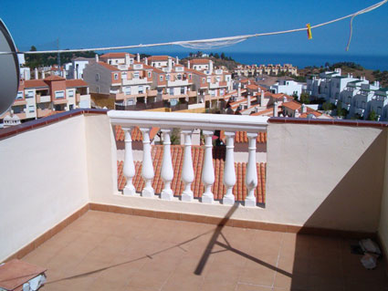 Three Bedroom Golf Course Property For Sale ANG004 - Sunny Roof Terrace with Sea Views